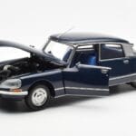 Citroen DS 23 Pallas Orient Zils Norev 1:18 - image 2 of 8