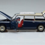 Citroen ID 19 Break Orient Zils Norev 1:18 - image 4 of 9