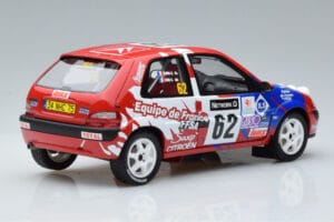 Citroen Saxo VTS Rally RAC 2000 Otto 1:18 OT978 Sveķi — attēls 2 no 6