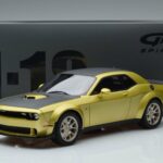 Dodge Challenger R/T Scat Pack Widebody 50. Gadadiena GT Spirit 1:18 GT411 Sveķi - image 6 of 6