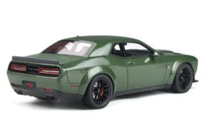 Dodge Challenger R/T SCAT Pack Widebody Zaļš GT Spirit 1:18 GT815 Sveķi — attēls 2 no 5