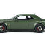 Dodge Challenger R/T SCAT Pack Widebody Zaļš GT Spirit 1:18 - image 3 of 5