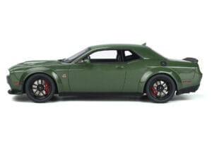 Dodge Challenger R/T SCAT Pack Widebody Zaļš GT Spirit 1:18 GT815 Sveķi — attēls 3 no 5