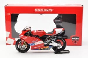 Ducati Desmosedici MotoGP Prova 2002 Minichamps 1:12 122020099 Metāls — attēls 4 no 4