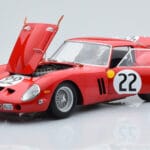 Ferrari 250 GTO #22 24 Hours of Le Mans 1962 Kyosho 1:18 - image 2 of 10