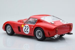 Ferrari 250 GTO #22 24 Hours of Le Mans 1962 Kyosho 1:18 08438B Metāls — attēls 7 no 10