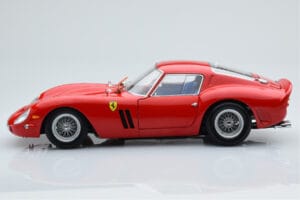 Ferrari 250 GTO Sarkans Kyosho 1:18 08438R Metāls — attēls 4 no 10