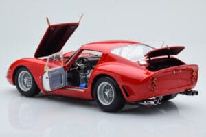 Ferrari 250 GTO Sarkans Kyosho 1:18 08438R Metāls — attēls 5 no 10
