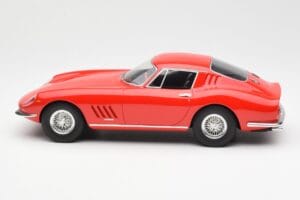 Ferrari 275 GTB Sarkans CMR 1:18 CMR033 Metāls — attēls 3 no 6