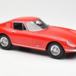 Ferrari 275 GTB Sarkans CMR 1:18 - image 4 of 6