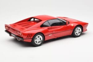 Ferrari 288 GTO Sarkans GT Spirit 1:18 GT288 Sveķi — attēls 2 no 6