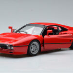 Ferrari 288 GTO Sarkans Hot Wheels 1:18 - image 2 of 10