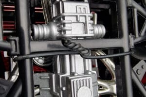 Ferrari 288 GTO Sarkans Hot Wheels 1:18 J8248-0510 Metāls — attēls 9 no 10