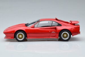 Ferrari 308 Koenig Specials Sarkans GT Spirit 1:18 GT281 Sveķi — attēls 3 no 6