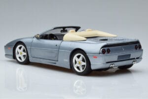 Ferrari F355 Spider Hot Wheels 1:18 23907 Metāls — attēls 6 no 7