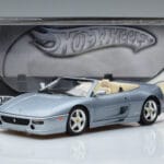 Ferrari F355 Spider Hot Wheels 1:18 23907 Metāls - image 7 of 7