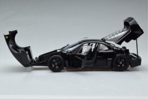 Ferrari F40 Lightweight Melns Kyosho 1:18 08412BK Metāls — attēls 4 no 12