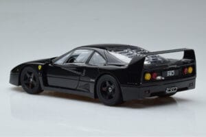 Ferrari F40 Lightweight Melns Kyosho 1:18 08412BK Metāls — attēls 7 no 12