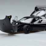 Ferrari F40 Lightweight Melns Kyosho 1:18 - image 9 of 12