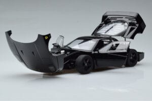 Ferrari F40 Lightweight Melns Kyosho 1:18 08412BK Metāls — attēls 9 no 12