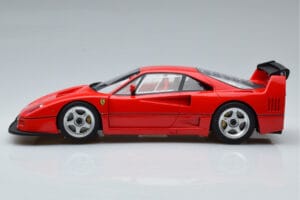 Ferrari F40 LM Sarkans GT Spirit 1:18 GT388 Sveķi — attēls 3 no 6