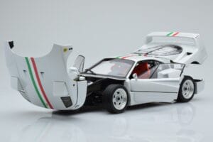 Ferrari F40 Pērļu Balts Italy Kyosho 1:18 08416PWT-G Metāls — attēls 2 no 8