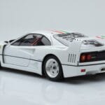 Ferrari F40 Pērļu Balts Italy Kyosho 1:18 - image 7 of 8