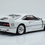 Ferrari F40 Pērļu Balts Kyosho 1:18 - image 3 of 8