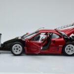 Ferrari F40 Sarkans Metaliks Asia Exclusive Kyosho 1:18 - image 4 of 14