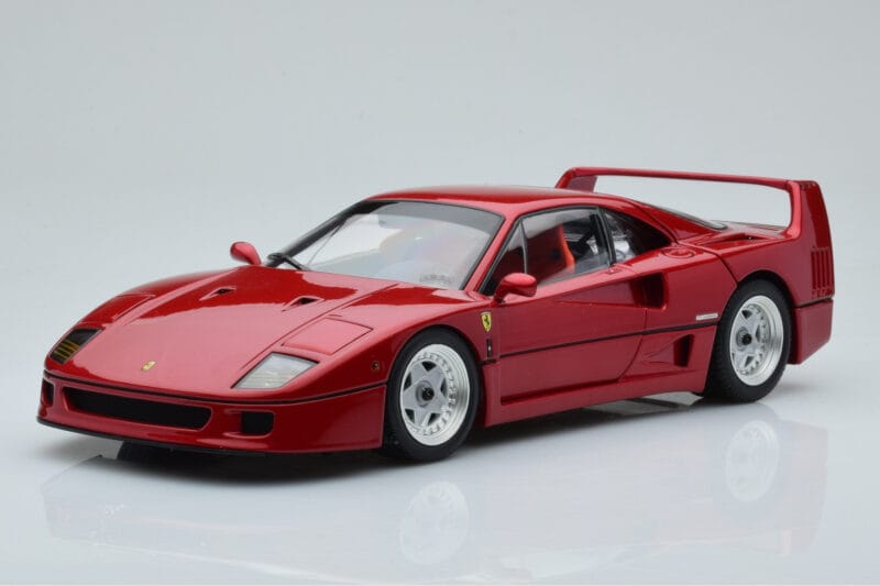 Ferrari F40 Sarkans Metaliks Asia Exclusive Kyosho 1:18
