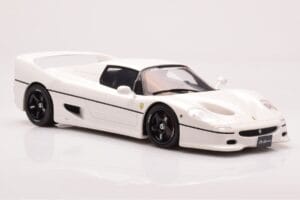 Ferrari F50 LBWK Liberty Walk Balts GT Spirit 1:18 GT437 Sveķi — attēls 4 no 6