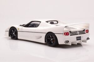 Ferrari F50 LBWK Liberty Walk Balts GT Spirit 1:18 GT437 Sveķi — attēls 5 no 6