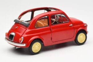Fiat Nuova 500 Coral Sarkans Kyosho 1:18 08966R Metāls — attēls 3 no 8