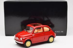 Fiat Nuova 500 Coral Sarkans Kyosho 1:18 08966R Metāls — attēls 8 no 8