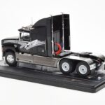 Ford Aeromax Melns IXO 1:43 - image 2 of 4
