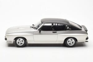 Ford Capri Mk2 X-Pack Sudrabs MCG 1:18 MCG18349 Metāls — attēls 3 no 6