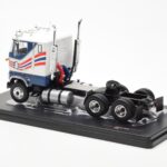 Ford CL 9000 Balts Zils IXO 1:43 - image 2 of 4
