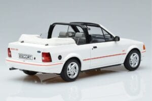 Ford Escort Mk4 XR3i Kabriolets Otto 1:18 OT398 Sveķi — attēls 2 no 6