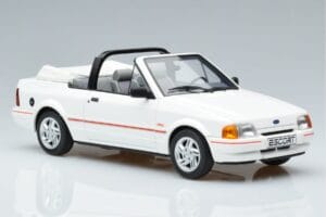 Ford Escort Mk4 XR3i Kabriolets Otto 1:18 OT398 Sveķi — attēls 4 no 6