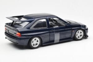 Ford Escort RS Cosworth Zils Metallic UT Models 1:18 180082101-R1 Metāls — attēls 5 no 6