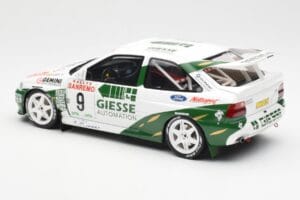 Ford Escort RS Cosworth B. Thiry / S. Prevot Rally San Remo 1994 Otto 1:18 OT1038 Sveķi — attēls 5 no 6