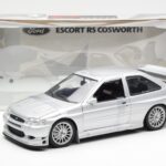 Ford Escort RS Cosworth Ielas Versija Sudraba UT Models 1:18 - image 2 of 6