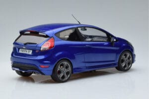 Ford Fiesta ST Mk7 Zils Otto 1:18 OT403 Sveķi — attēls 2 no 6