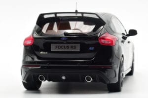 Ford Focus RS Mk3 Melns Otto 1:18 OT950 Sveķi — attēls 7 no 8