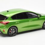 Ford Focus Mk5 ST Phase 2 Mean Zaļš Otto 1:18 - image 2 of 6