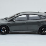 Ford Focus RS Mk3 Stealth Pelēks Otto 1:18 - image 3 of 6