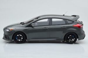 Ford Focus RS Mk3 Stealth Pelēks Otto 1:18 OT779 Sveķi — attēls 3 no 6