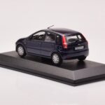 Ford Fusion Zils Minichamps 1:43 - image 3 of 4