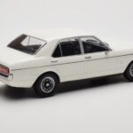 Ford Granada Mk1 Balts MCG 1:18 - image 2 of 6