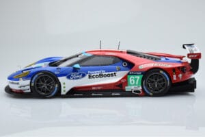 Ford GT Chip Ganassi Racing UK #67 M. Franchitti / A. Priaulx / H. Tincknell 24 Hours of Le Mans 2016 Minichamps 1:18 1551686 — attēls 3 no 6